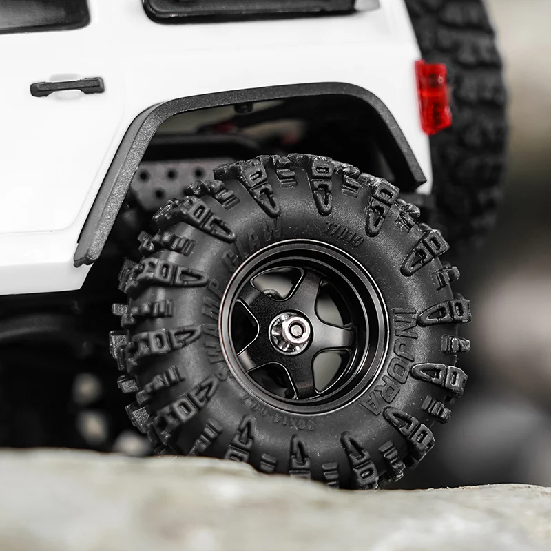 INJORA 0.7" D18 5-Spoke Aluminum Wheels for 1/30 SCX30 (W7002) - Image 6