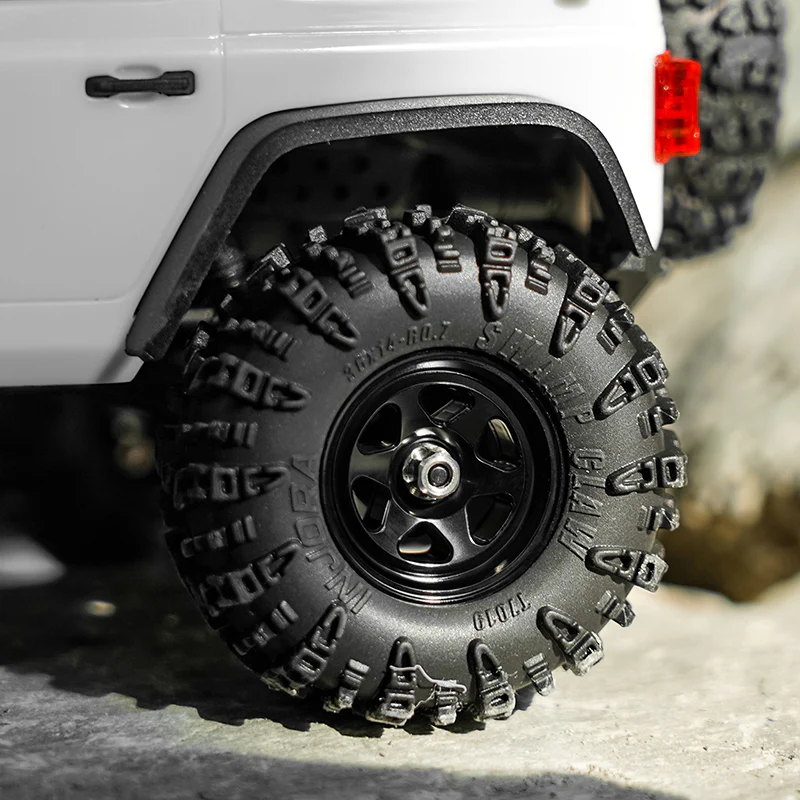 INJORA 0.7" D18 6-Spoke Aluminum Wheels for 1/30 SCX30 (W7001) - Image 6