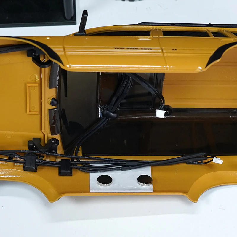 INJORA Magnetic Body Mount for 1/18 FMS FCX18 LC80 - Image 7